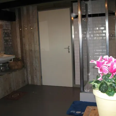 De Turffabriek Bed & Breakfast