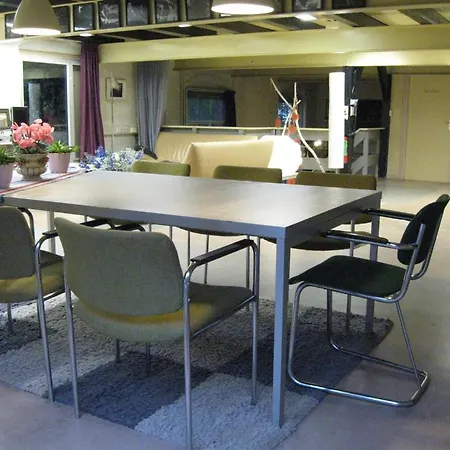 Bed & Breakfast De Turffabriek