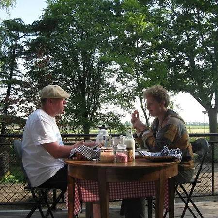 De Turffabriek Bed & Breakfast *